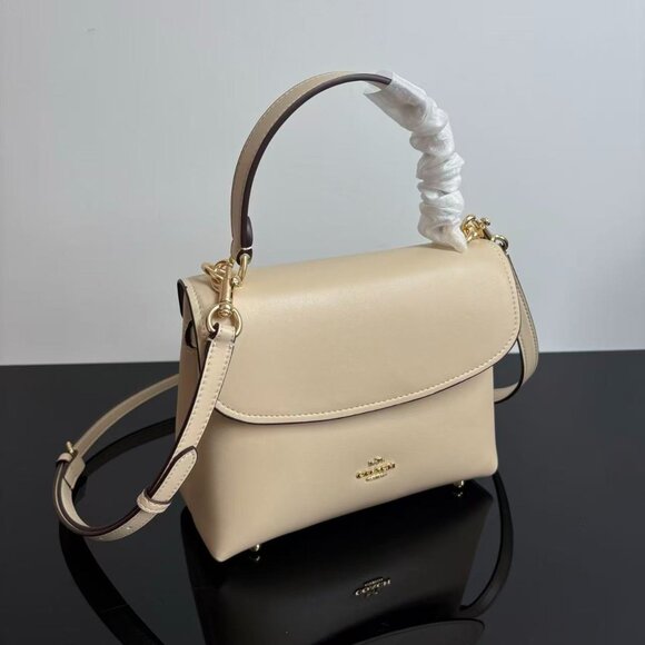 COACH Emory Women's Leather Handbag, size 22.5*17.5*11 cm. - Picture 2 of 9